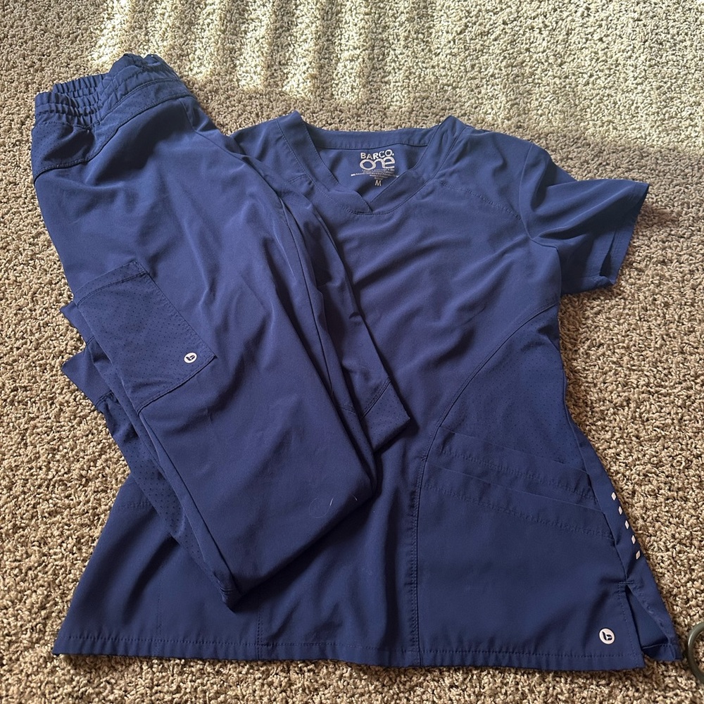 Barco One Size Medium, Navy Blue Scrub Set